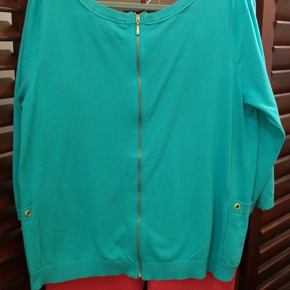 Sweater - Picture 4 of 4